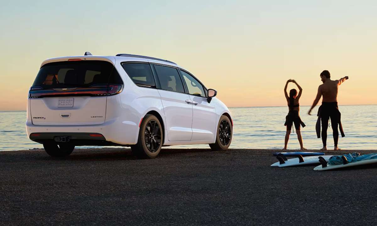2025 Chrysler Pacifica